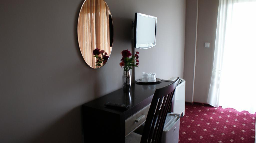 Pensiunea Novis Iasi Zimmer foto