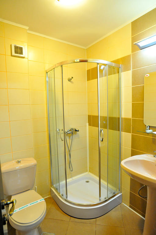 Pensiunea Novis Iasi Zimmer foto