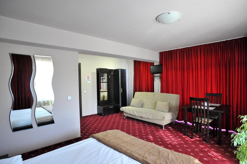 Pensiunea Novis Iasi Zimmer foto